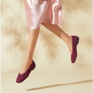 VIVAIA SZ 38.5 (US 7.5) Square-Toe Margot V-Cut Flats (Margot™ 3.0) Burgundy NEW